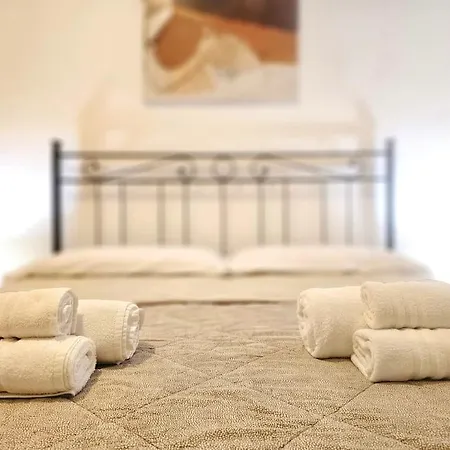 Cozy With Free Parking And Garden Space Rapallo